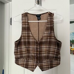 Justify Y2K Brown Plaid Button-Front Vest Top
